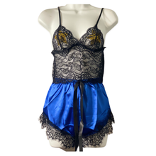 Load image into Gallery viewer, Satin Lace v-neck short set
