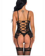 Load image into Gallery viewer, Black cross back set
